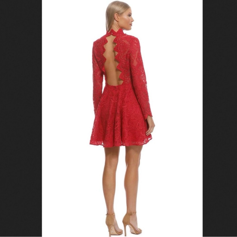 Saylor Rita Long-Sleeve Mini Dress‎ in Corded Lace Raspberry Red Sz Medium